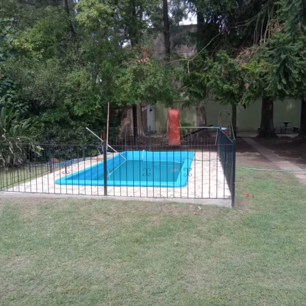 Importante Chalet en La Reja - Imagen 3