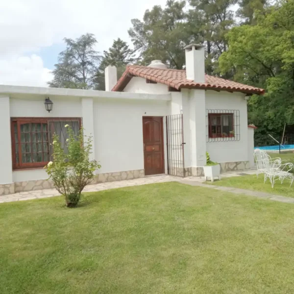 Importante Chalet en La Reja - Imagen 2