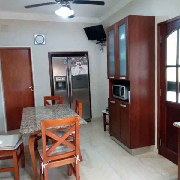 Importante Chalet en La Reja - Imagen 6