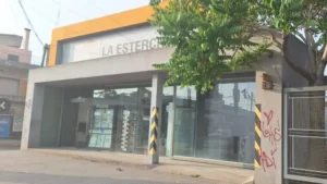 Excepcional esquina comercial