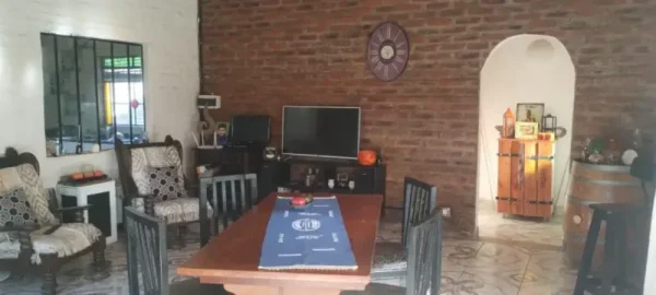 Casa con Parque S/ Lote de 780 m - Imagen 3